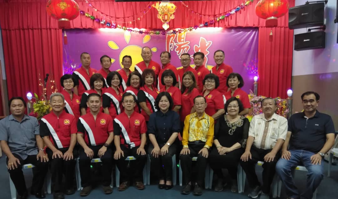 麻坡阳光歌友俱乐部kelab Peminat Nyanyian Cahaya